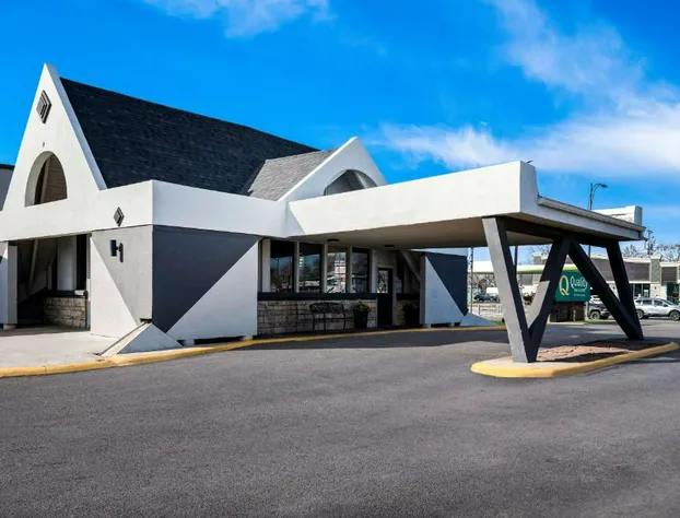 Quality Inn & Suites Council Bluffs - Omaha East hotel detail image 1