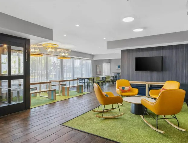 Spark by Hilton Bakersfield Central hotel detail image 4