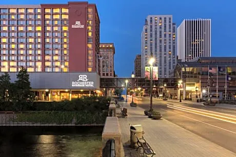 Radisson Rochester Riverside hotel detail image 1