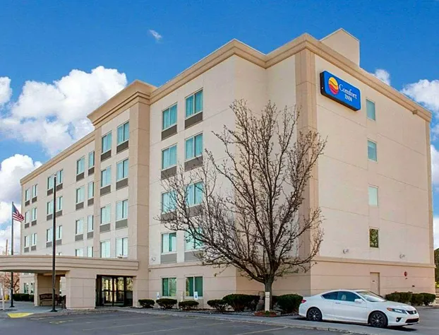 Comfort Inn West Rochester hotel detail image 2