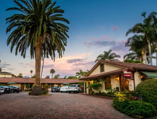 Harbor House Inn hotel detail image 1