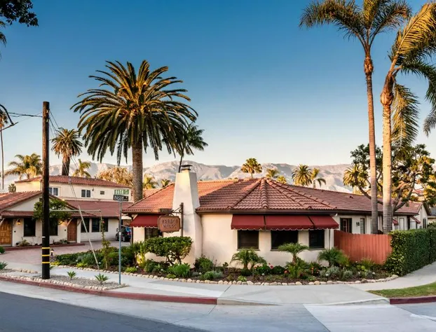 Harbor House Inn hotel detail image 3