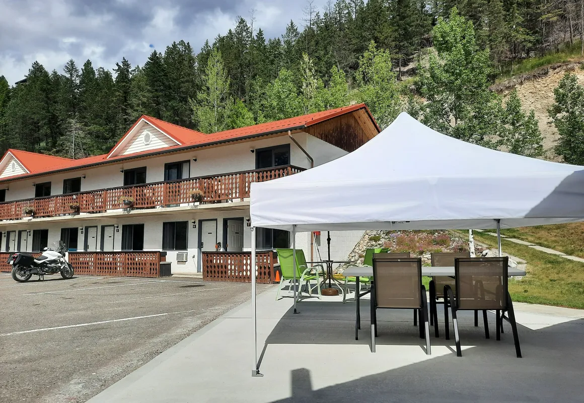 Alpen Motel hotel hero