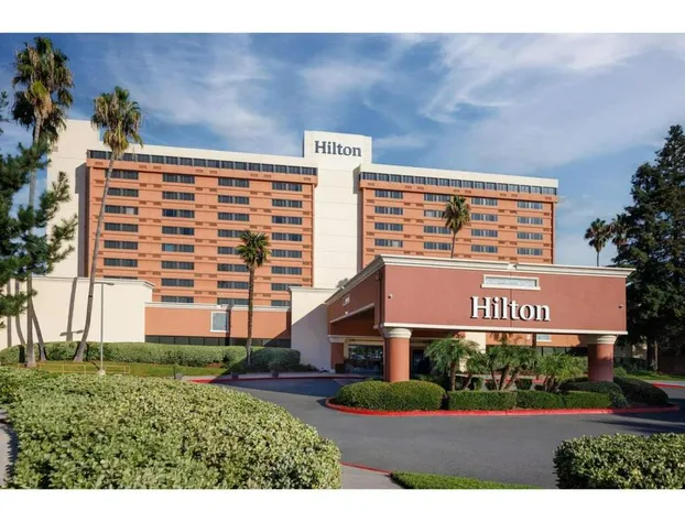 Hilton Concord hotel detail image 2