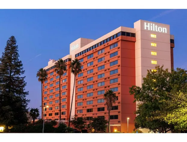 Hilton Concord hotel detail image 3