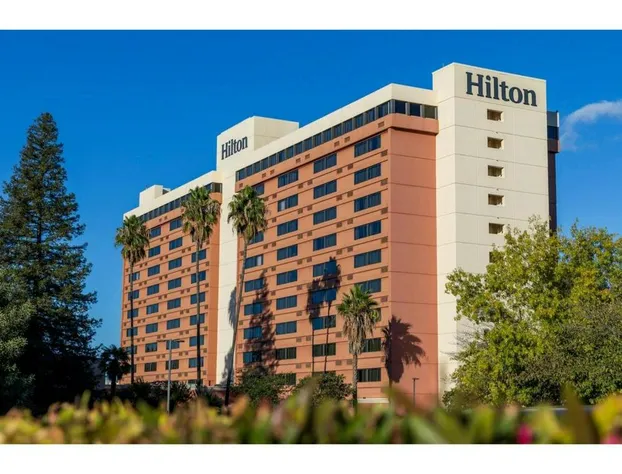 Hilton Concord hotel detail image 4