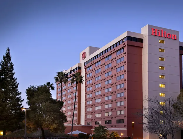 Hilton Concord hotel detail image 1