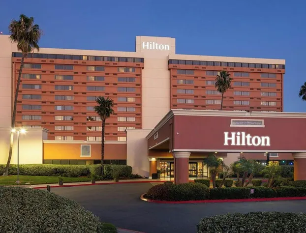 Hilton Concord hotel detail image 2