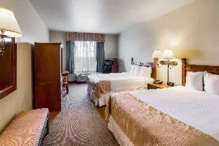 Econo Lodge Inn & Suites Bridgeport hotel detail image 4