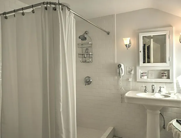 Blackberry River Inn hotel detail image 3