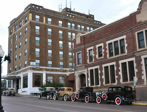 Landmark Inn hotel detail image 3