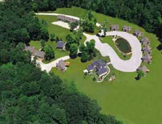 Spruce Hill Inn and Cottages hotel detail image 2