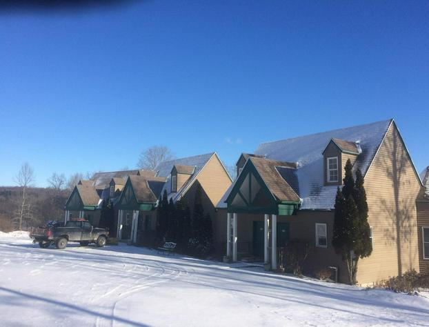 Spruce Hill Inn and Cottages hotel detail image 4