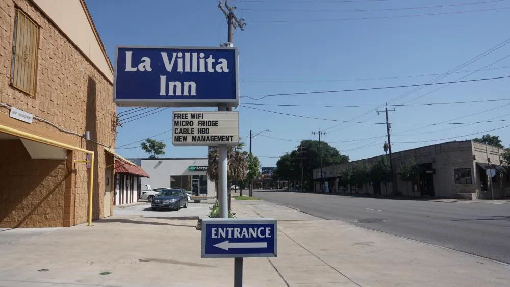 La Villita Inn hotel hero