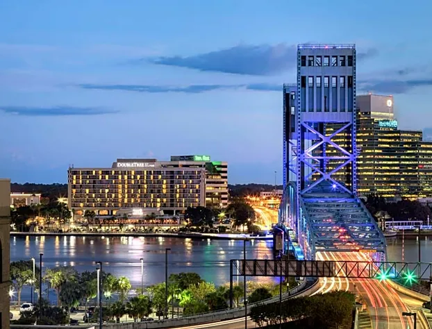 DoubleTree by Hilton Hotel Jacksonville Riverfront hotel detail image 2