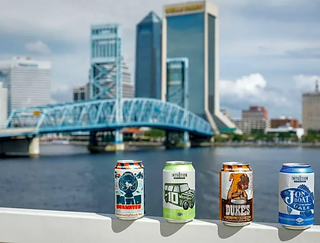 DoubleTree by Hilton Hotel Jacksonville Riverfront hotel detail image 3