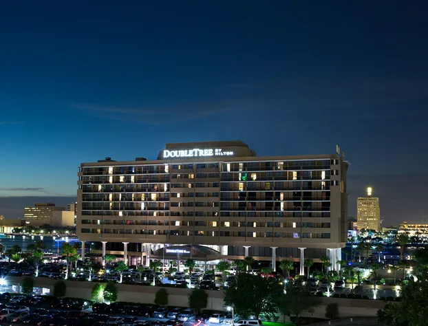 DoubleTree by Hilton Hotel Jacksonville Riverfront hotel detail image 2