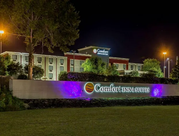 Comfort Inn & Suites Knoxville West hotel detail image 4