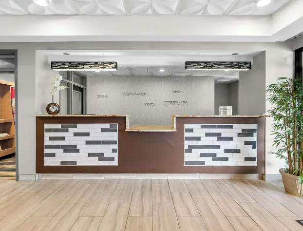 Best Western Knoxville Suites - Downtown hotel detail image 3