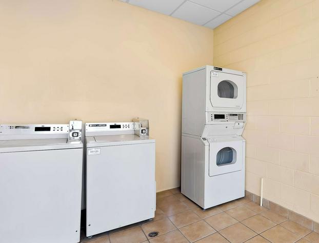 Best Western Knoxville Suites - Downtown hotel detail image 4