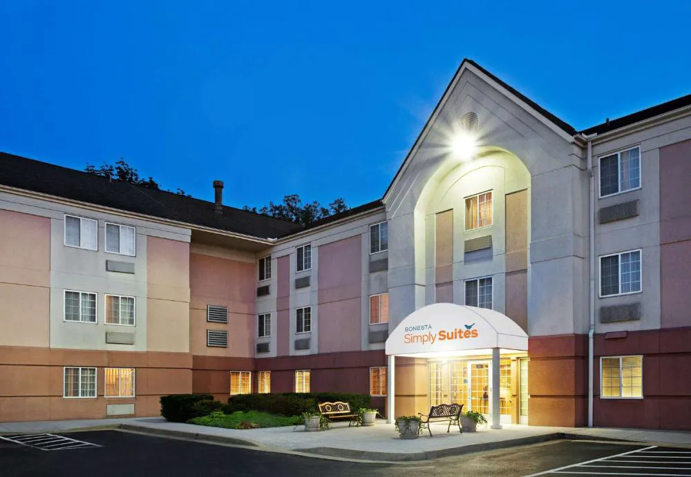 Sonesta Simply Suites Knoxville hotel hero
