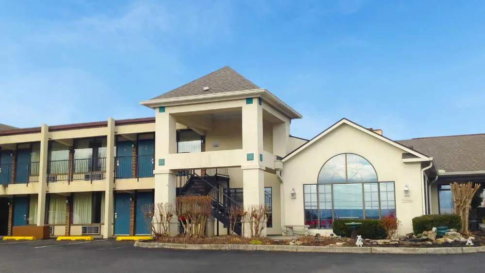 Inn of Loudon hotel hero