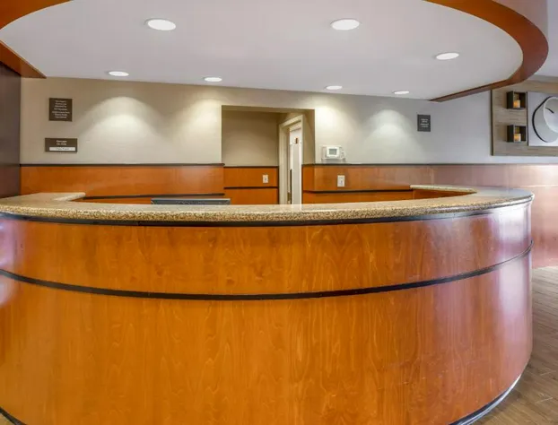 Comfort Suites Knoxville North hotel detail image 3