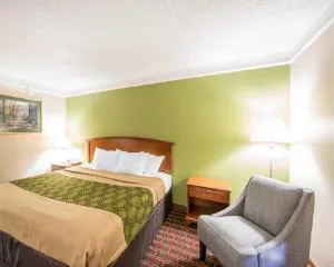 Econo Lodge Knoxville North hotel detail image 1