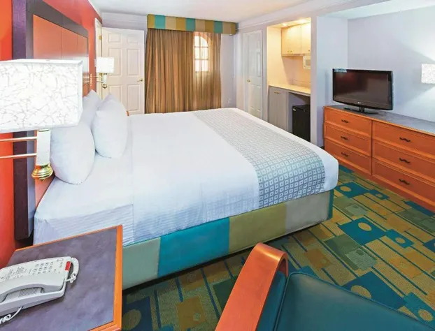 Baymont by Wyndham Lubbock - Downtown Civic Center hotel detail image 2