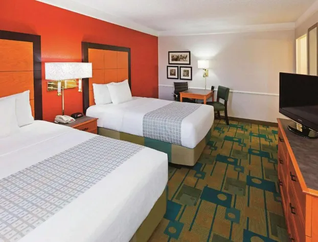 Baymont by Wyndham Lubbock - Downtown Civic Center hotel detail image 3