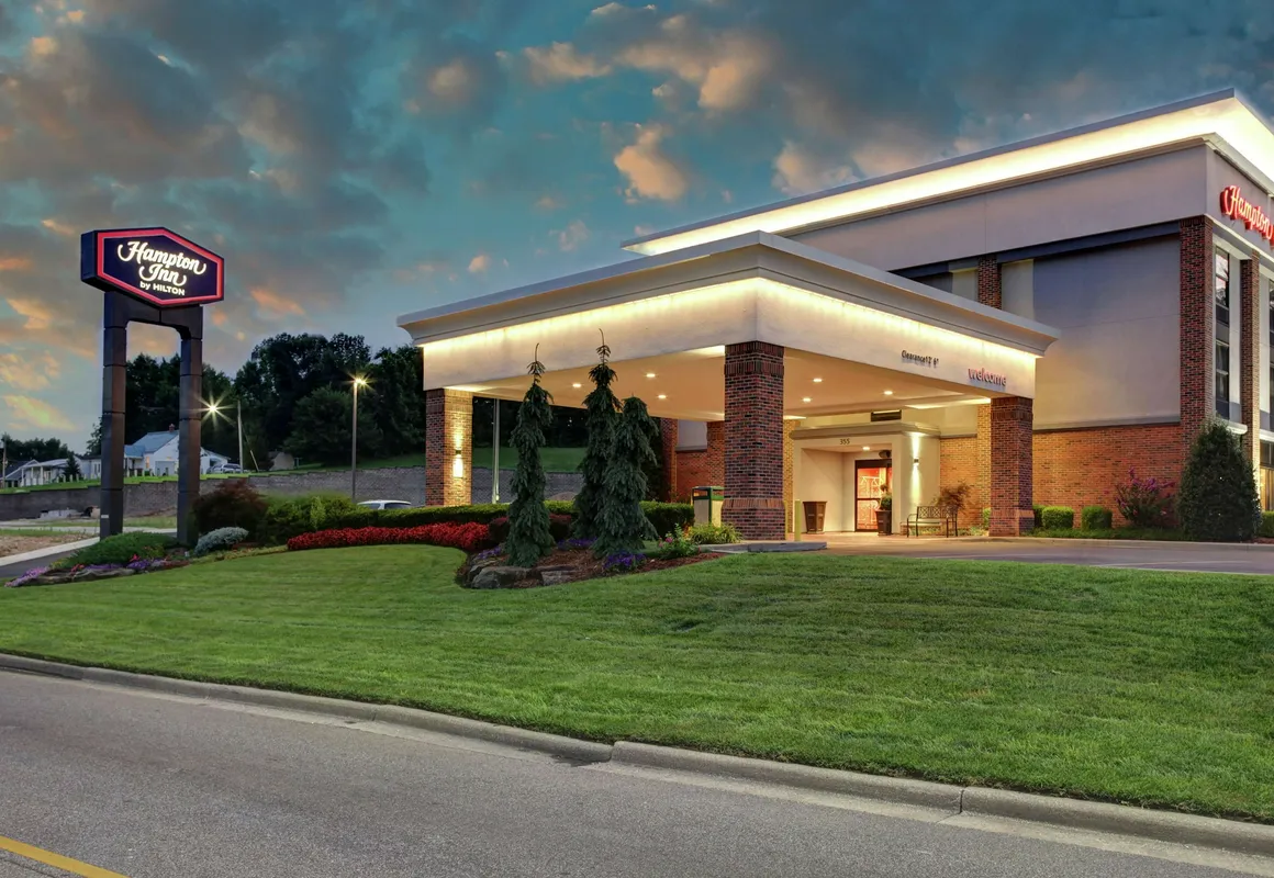 Hampton Inn Jasper hotel hero