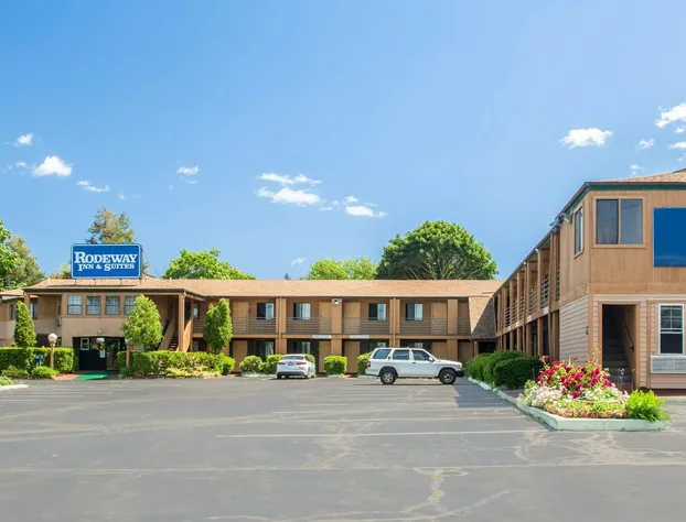Rodeway Inn & Suites Branford - Guilford hotel detail image 3