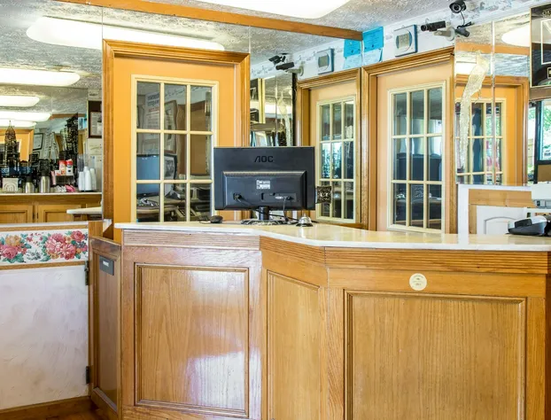 Rodeway Inn & Suites Branford - Guilford hotel detail image 4