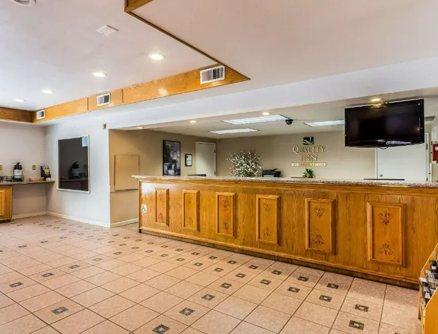 Quality Inn Fresno Near University hotel detail image 4