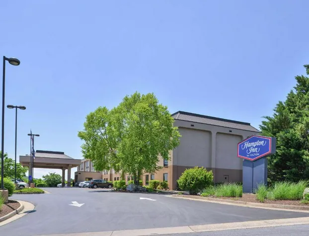 Hampton Inn Staunton hotel detail image 3