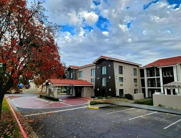 La Quinta Inn by Wyndham Fresno Yosemite hotel detail image 3