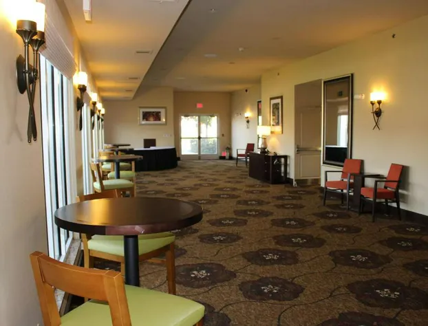 Hilton Garden Inn Clovis hotel detail image 1