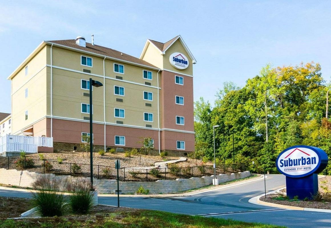 Suburban Studios Quantico hotel hero