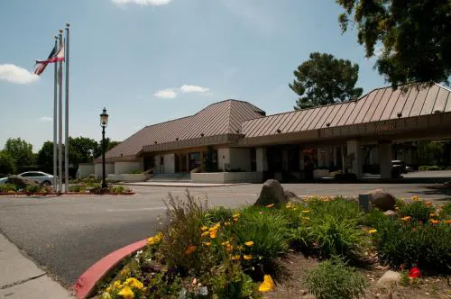 The Hotel Fresno hotel hero