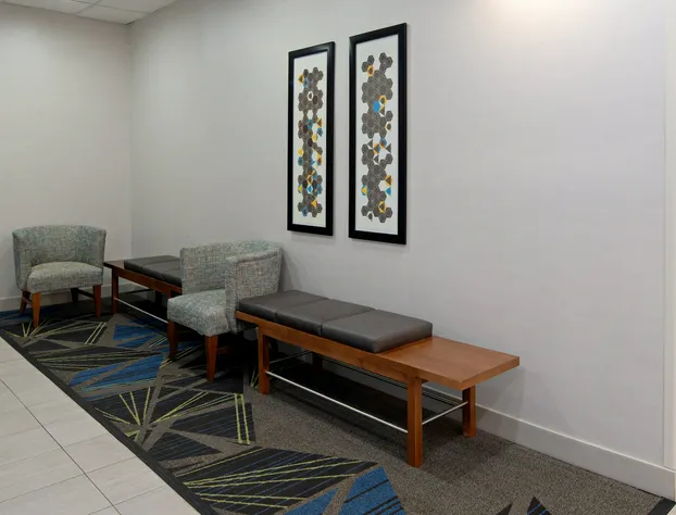 Holiday Inn Express Hotel & Suites Fresno South by IHG hotel detail image 2