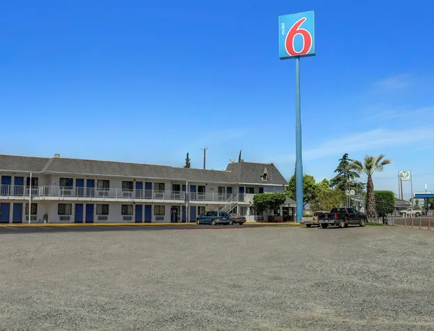 Motel 6 Fresno, CA - Belmont Ave hotel detail image 2
