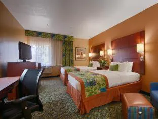 Best Western Plus Fresno Inn hotel detail image 2
