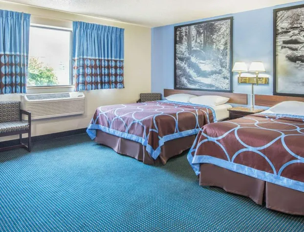 Super 8 by Wyndham New Castle hotel detail image 3