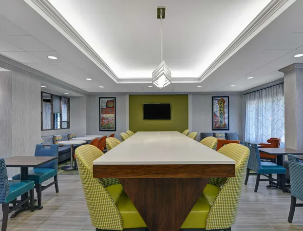 Hampton Inn Gallatin hotel detail image 4