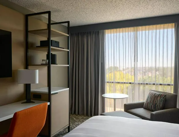 Marriott El Paso hotel detail image 4