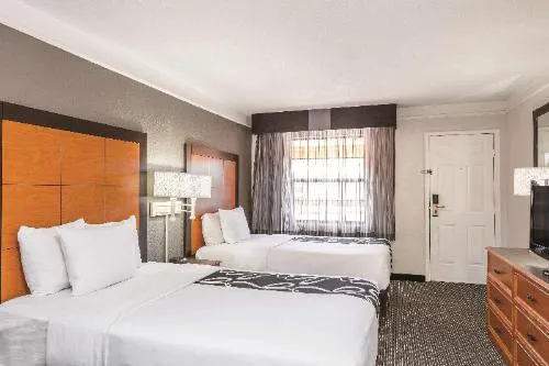 Travelodge by Wyndham El Paso - Airport hotel detail image 1