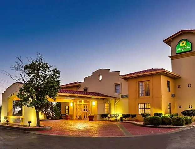 Travelodge by Wyndham El Paso - Airport hotel detail image 1