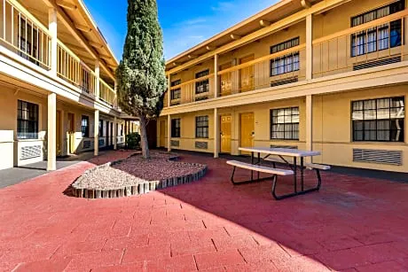 Travelodge by Wyndham El Paso - Airport hotel detail image 4