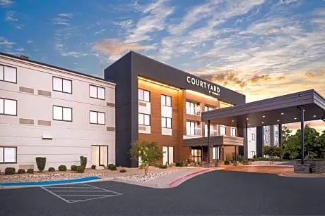 Courtyard by Marriott El Paso Airport hotel detail image 1