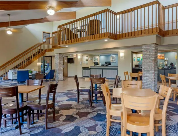 Quality Inn Oshkosh Aviation Park hotel detail image 4